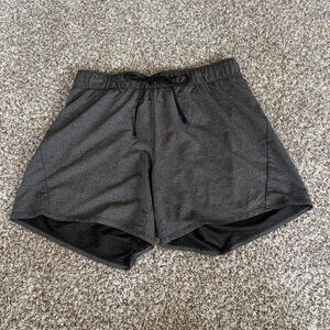 Like New Nike Women’s Dri-Fit Shorts Size Medium With 5 Inch Inseam